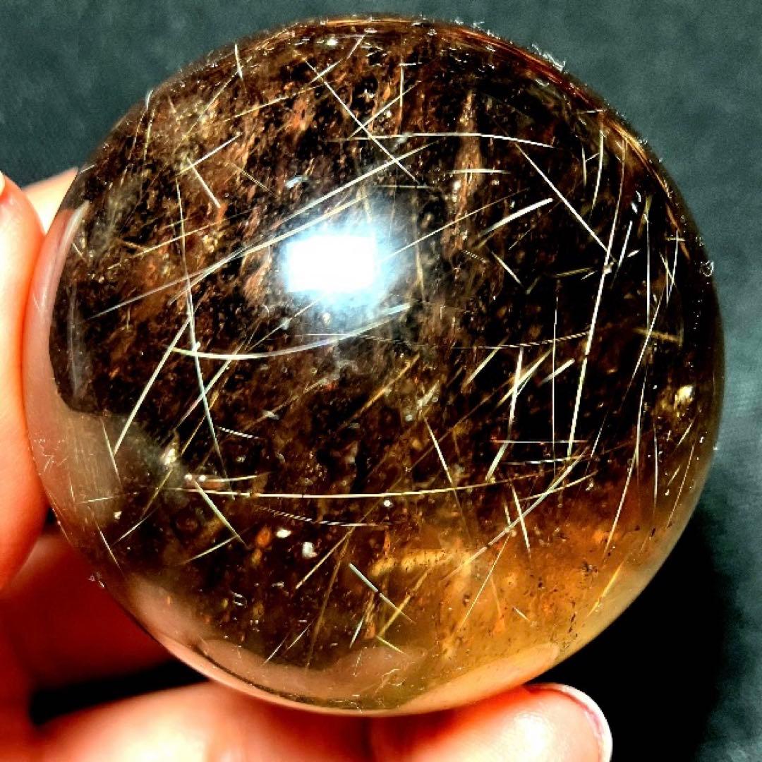 50mm 虹入りゴールドルチルクォーツ　丸玉　スフィア　金針水晶