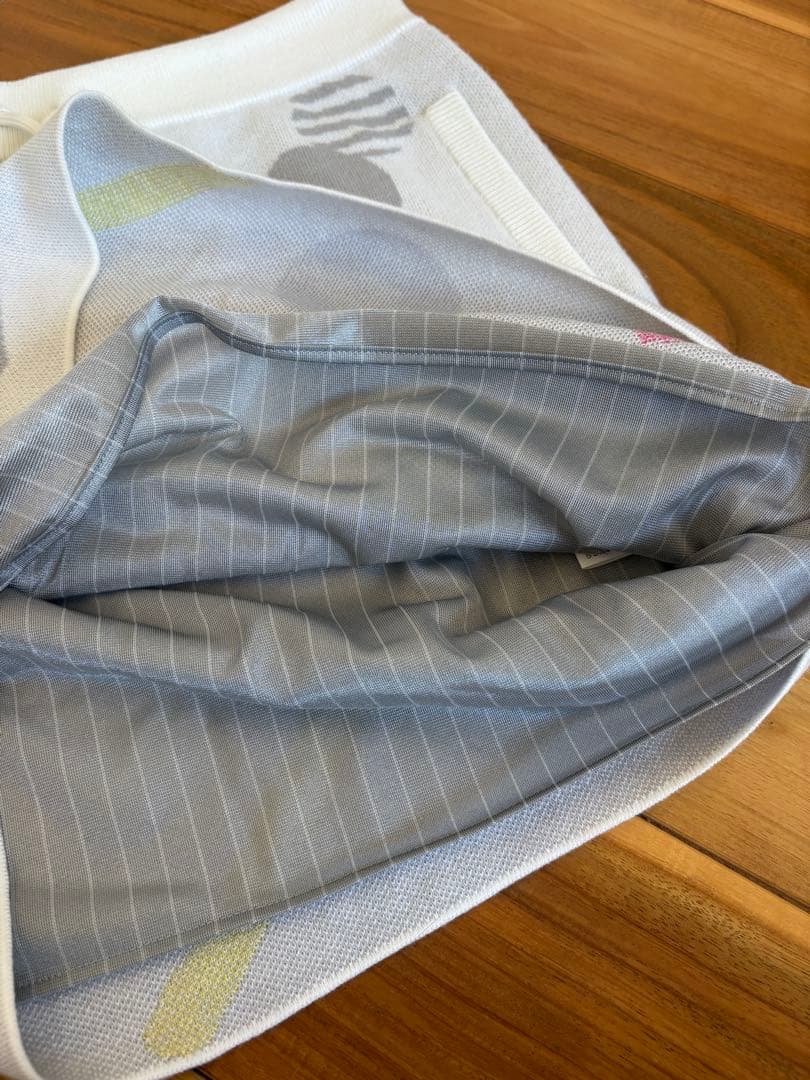 新品　adabat アダバット 【定価27000円】ニットスカーMサイズ