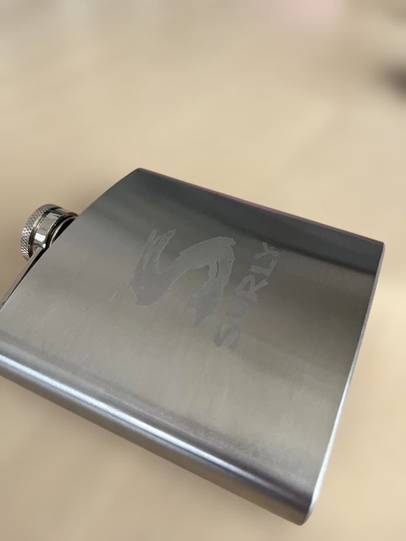 アクセサリー SURLY HIP FLASK