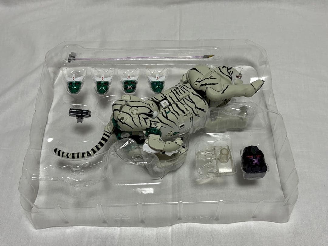 MP-50 トランスフォーマー　タイガトロン（ビーストウォーズ）　　欠品あり