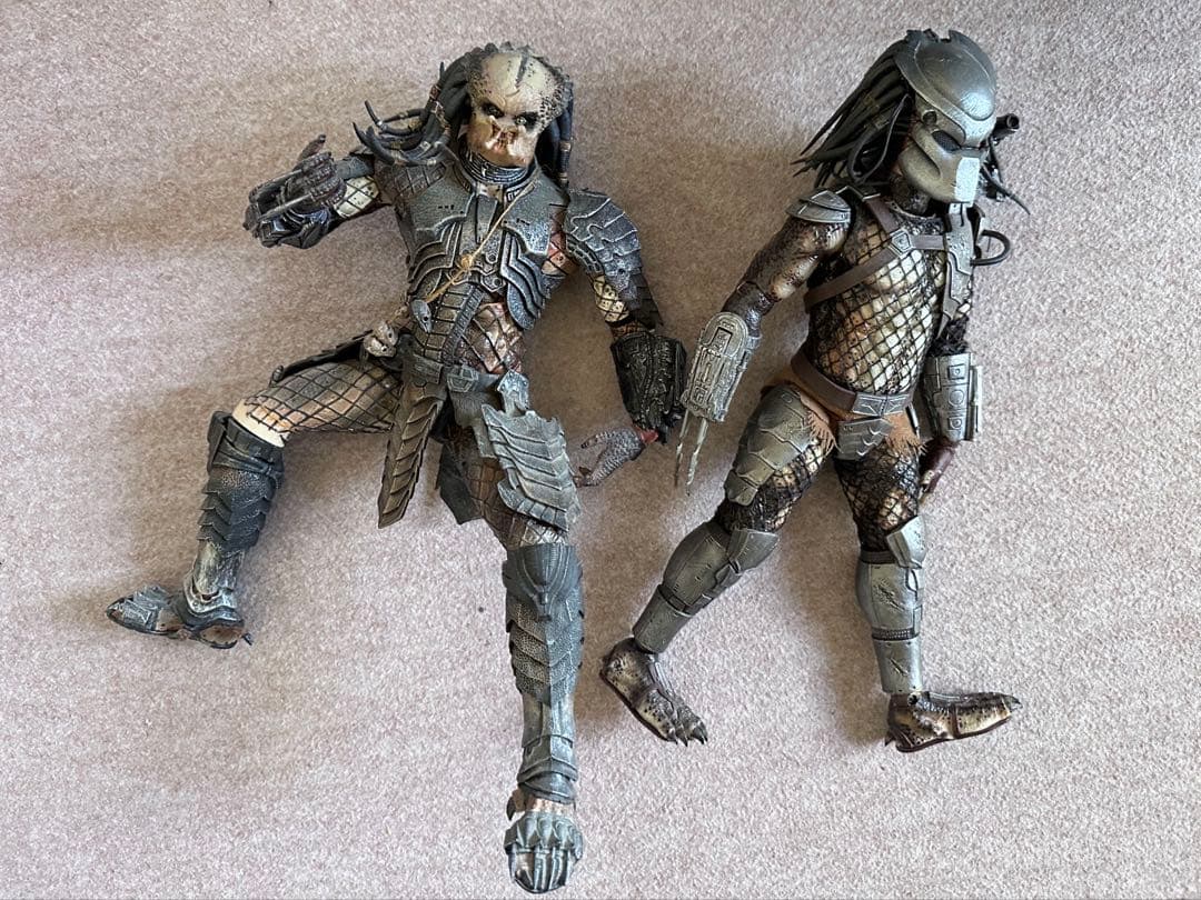 プレデターフィギュア 2体セット