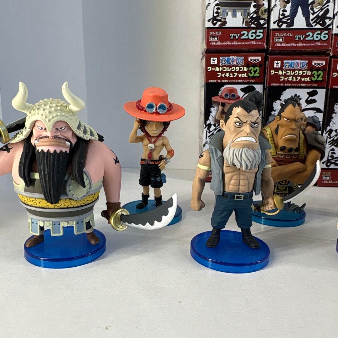 1/5まだセール　ワーコレ　vol.32.33 白ひげ海賊団