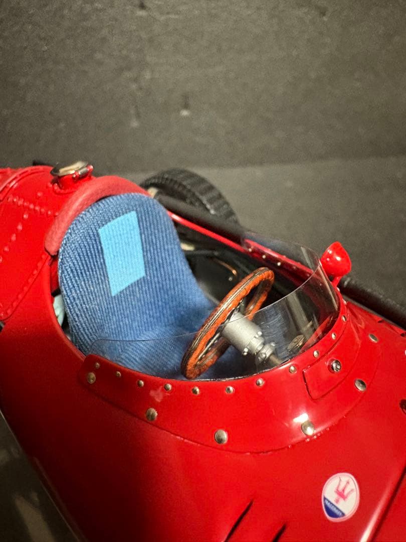 CMC 1/18 Maserati 250F (1957) 限定版