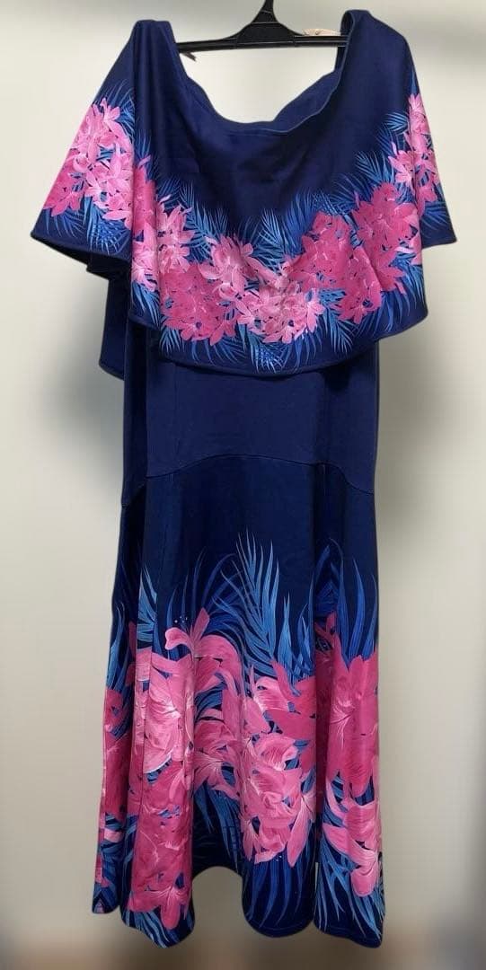 フラダンス　ドレス　新品未使用　XLサイズ　128センチ丈　3wayドレス　紺色