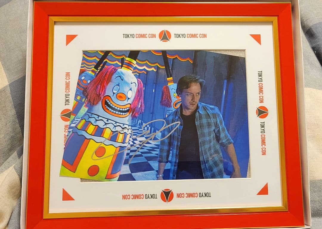 ジェームズ・マカヴォイ直筆サイン入りポートレイトG