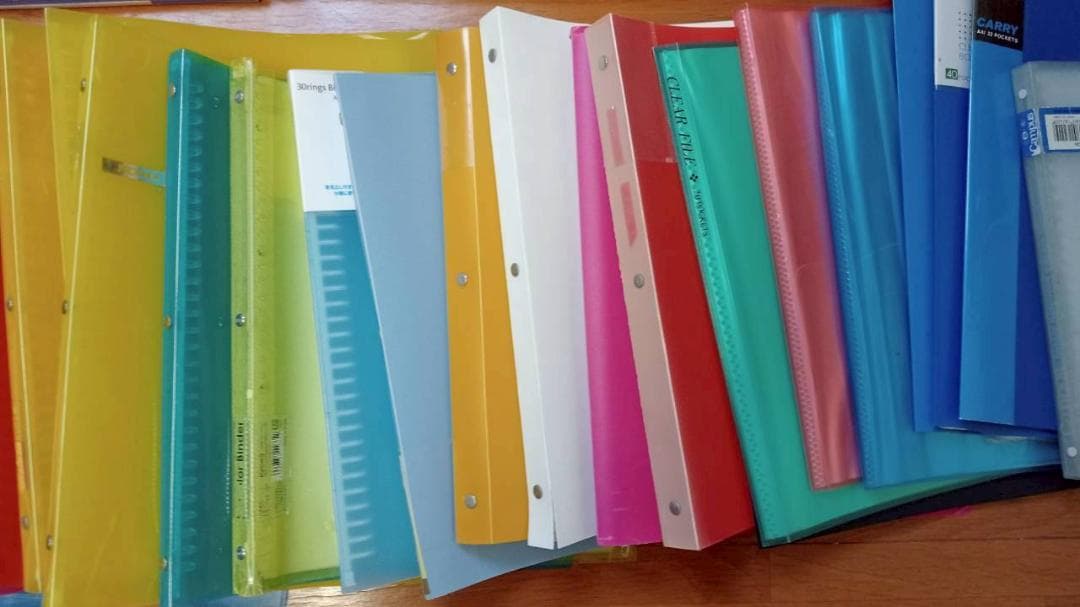 多色リング式ファイルセット