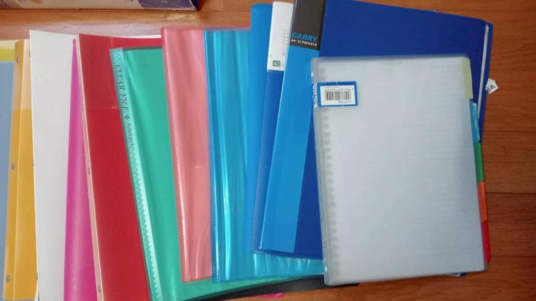 多色リング式ファイルセット