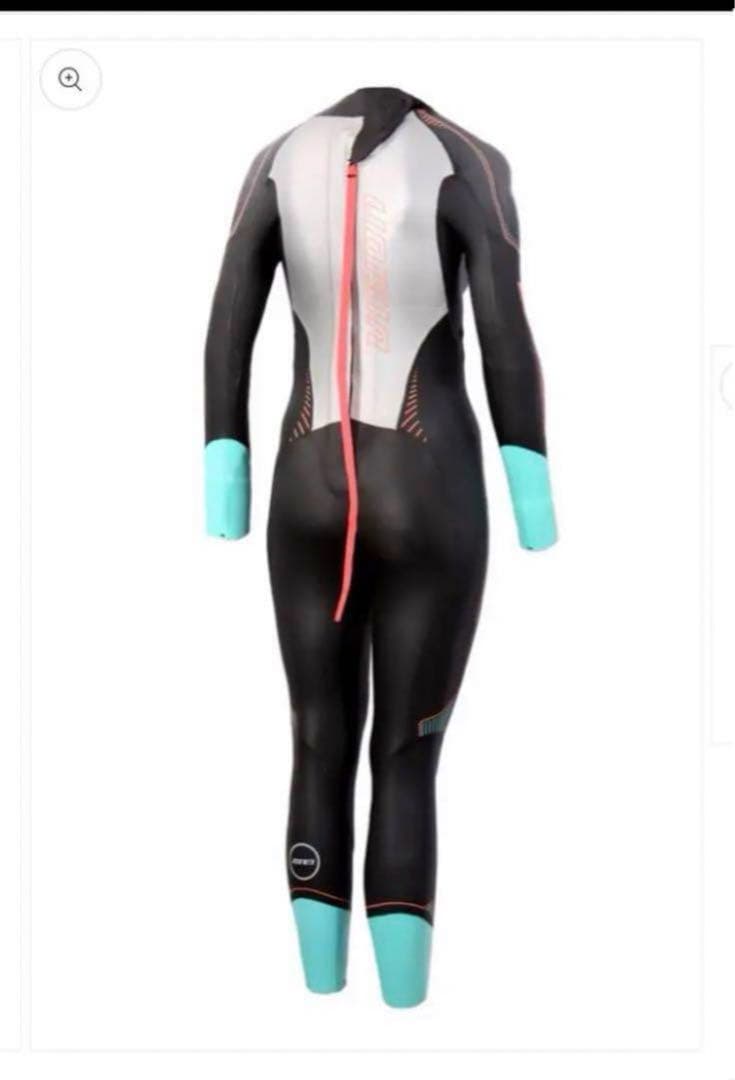新品未使用トライアスロンウェットスーツ　レディースモデル