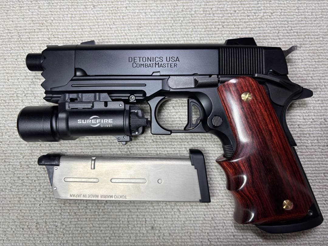 東京マルイ　ストライクウォーリア　内外装カスタム　リアル刻印入りスライド