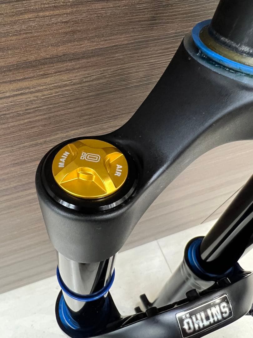 OHLINS RXF36 M.3 サスペンション