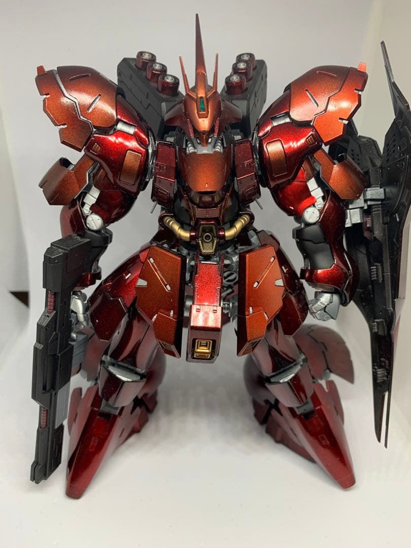 バンダイ RG 1/144 サザビー　完成塗装済み
