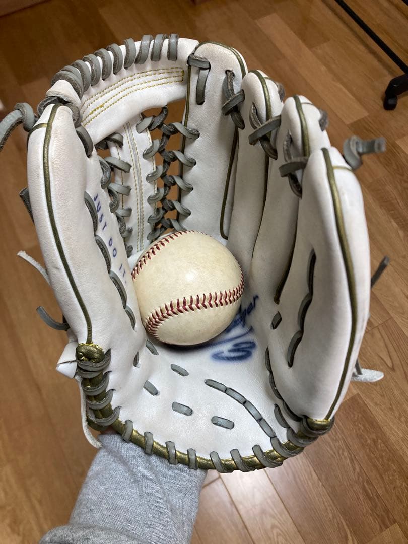 【美品】 ナイキ 軟式グローブ