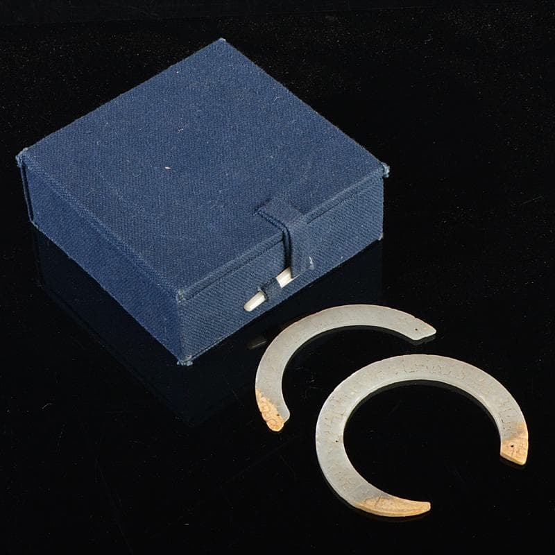 中国　玉石白玉彫刻　玉器　玉壁　玉飾　玉珮　2点まとめて　M　R7521