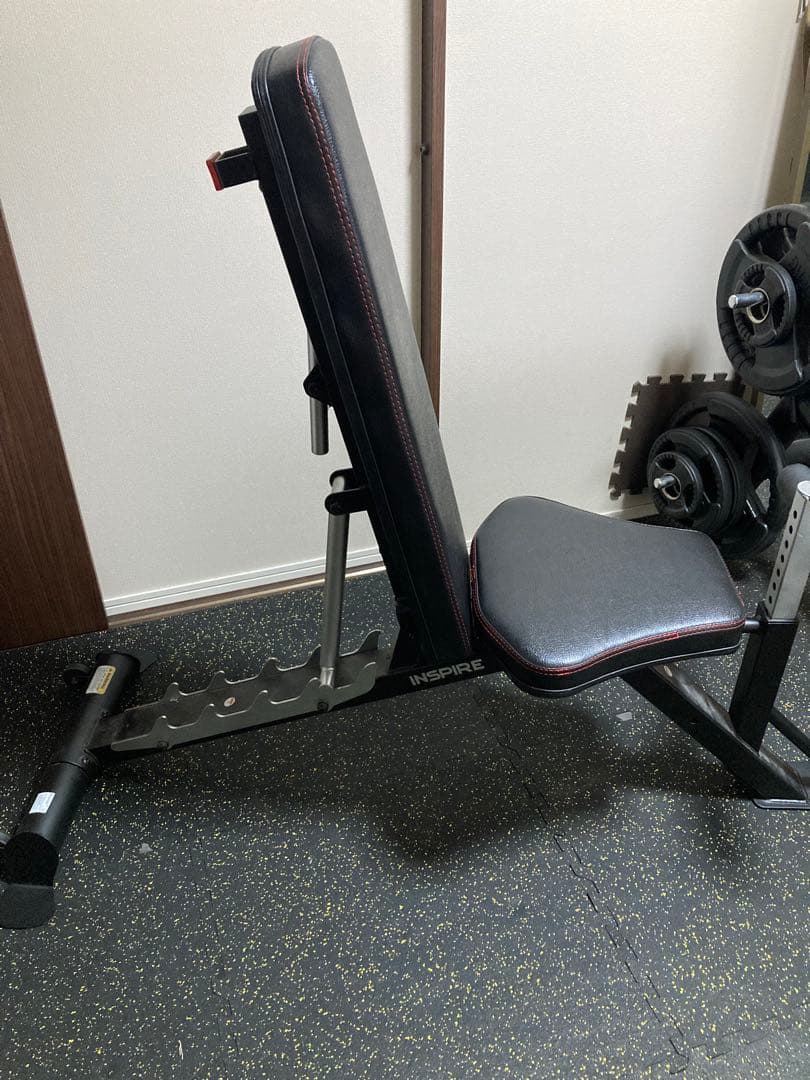 inspire(インスパイア) ハーフラック　定価165,000円