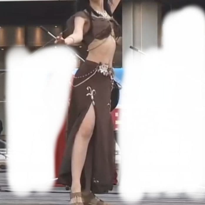 ベリーダンス セットアップ 衣装　ブラウン　サテン　茶色　ブラベルト