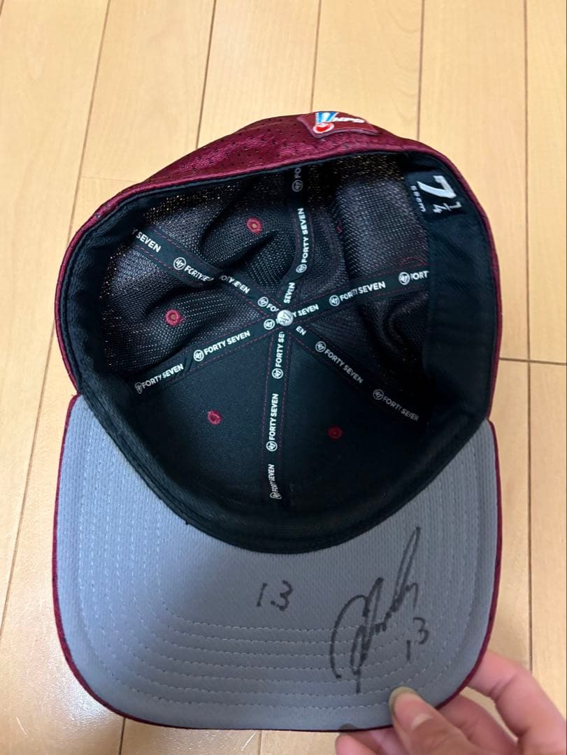 森原康平実着用直筆サイン入り帽子