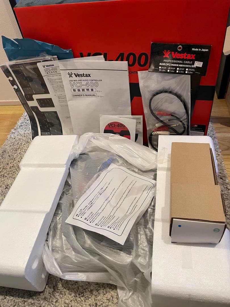 Vestax VCI-400 MIDIコントローラー