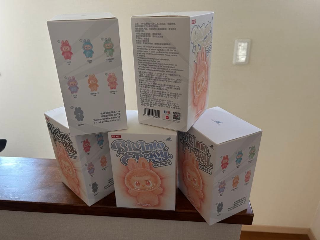 r*2様 正規品・新品Labubu Big into Energy 3箱ラブブ