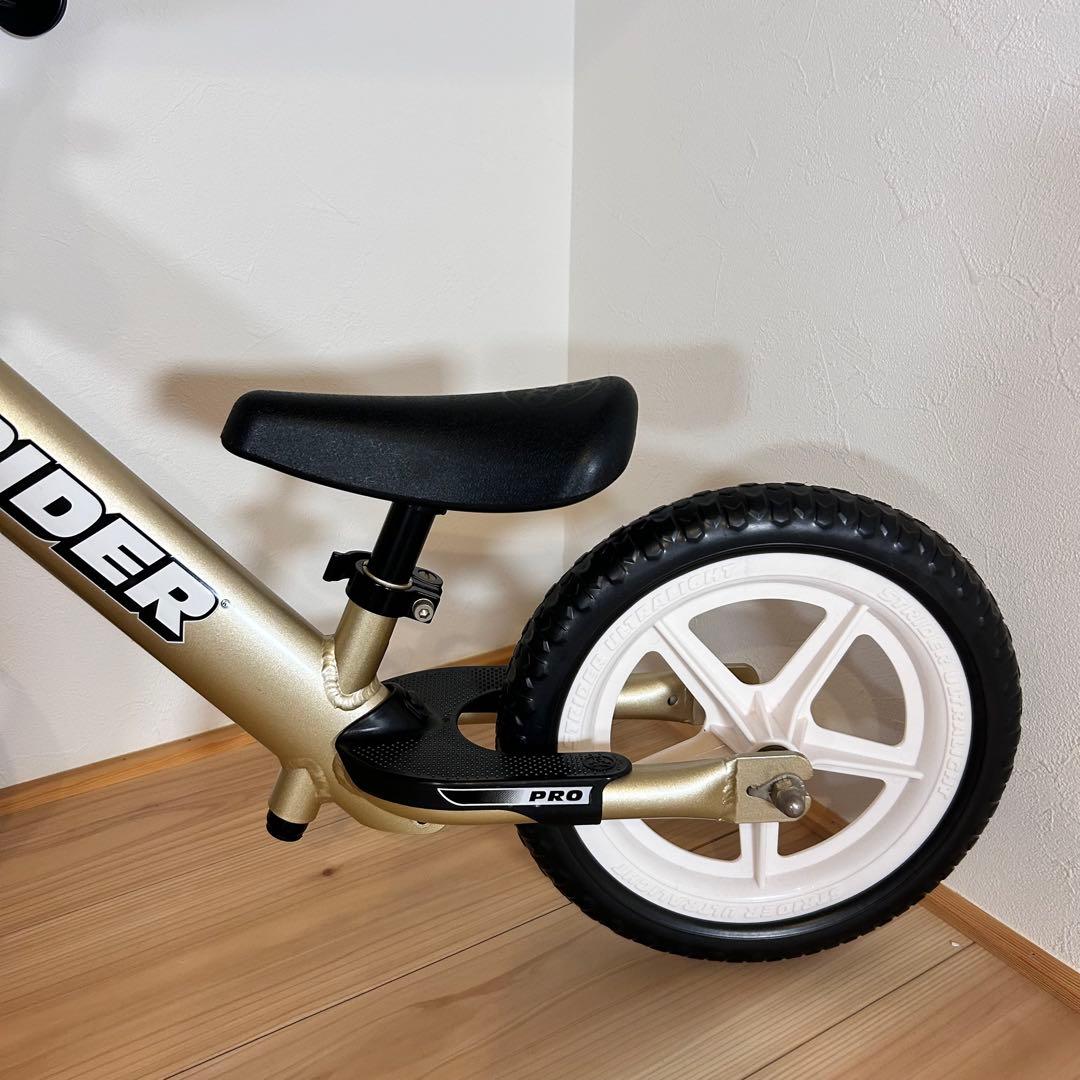 【美品】ストライダー 12PRO ゴールド