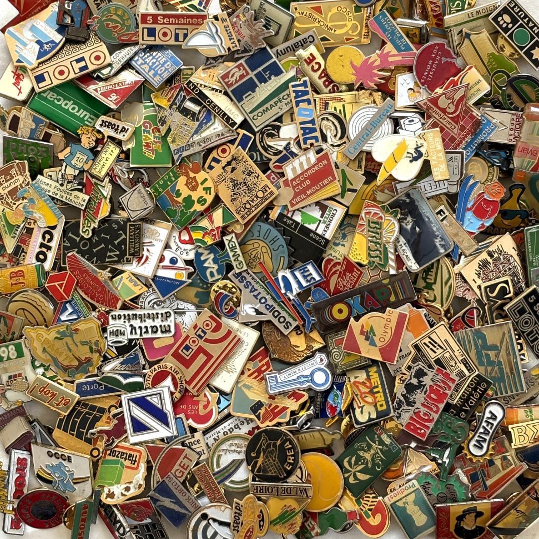 38502 フランス雑貨 フレンチ ピンバッジ200個セット ピンズ まとめ売り