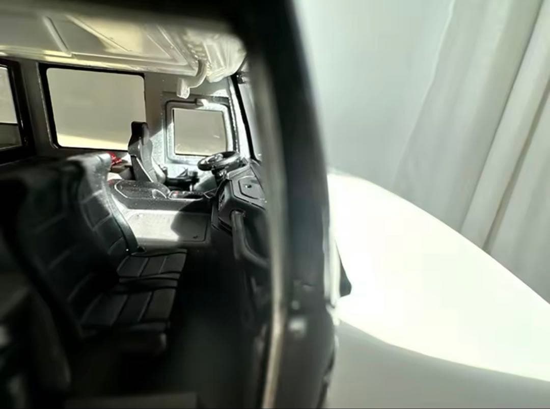 YUTONG バスモデル 1/43 スケールモデル