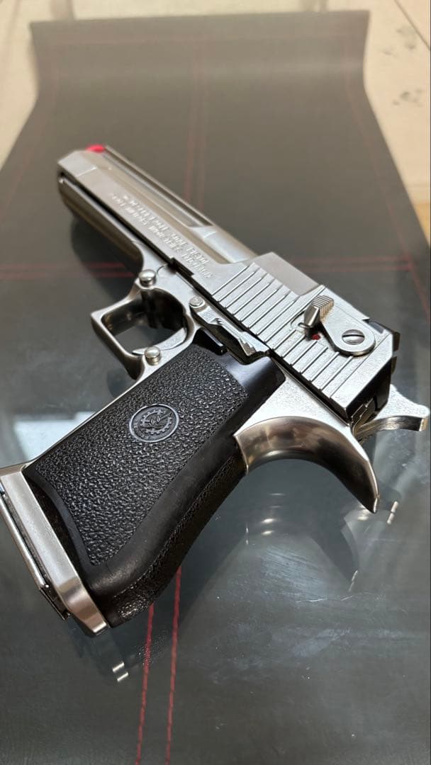 東京マルイ DESERT EAGLE .50AE クロームステンレス ガスブロ