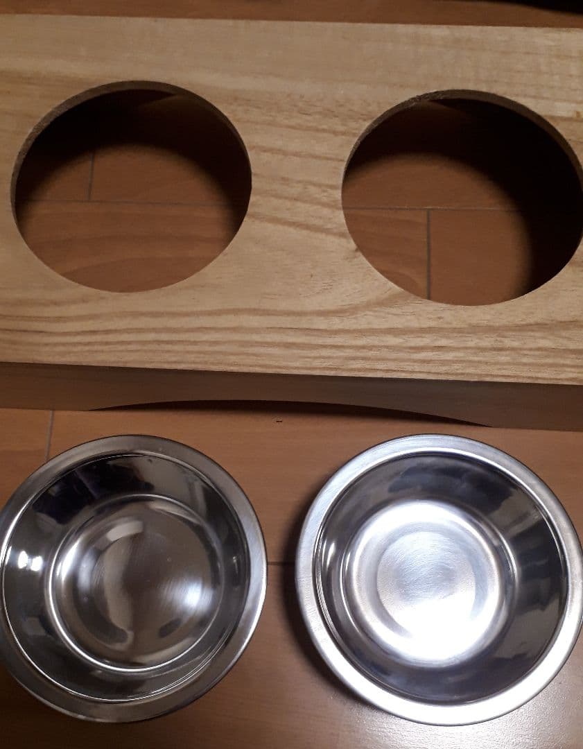 犬　猫　ペット　キャリーバッグ フードボウル　餌入れ　おもちゃ　オムツ