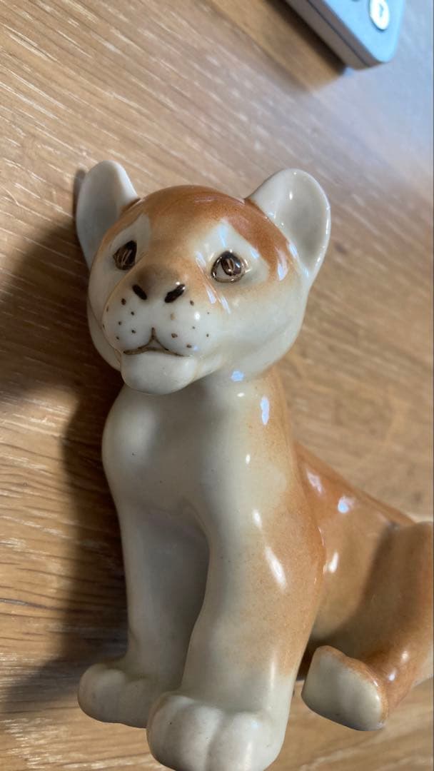 希少　ロモノーソフ　陶器製ヒョウと子ライオンフィギュアセット