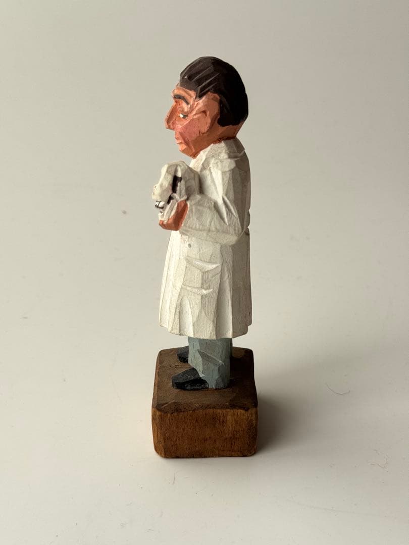 ヴィンテージ 木彫りウッドカービング マドロス人形 アメリカ 医者 頭蓋骨付き
