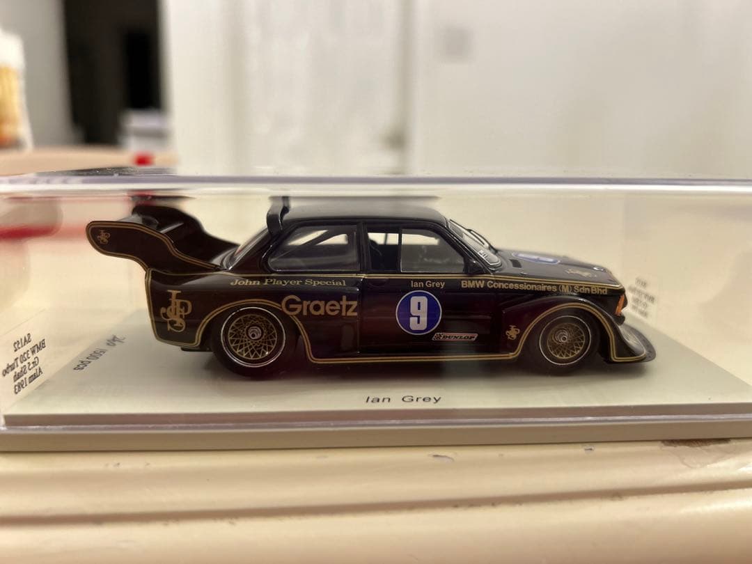ミニカー  320 Turbo Ian Grey 1/43 SPARK MODEL