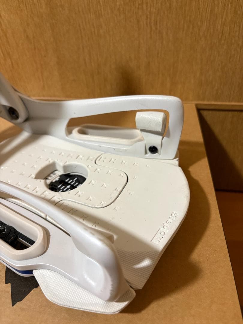 Burton Step On ジェネシス EST Mサイズ