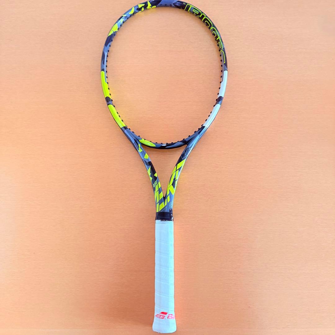 バボラ ピュアアエロ 98 グリップ3