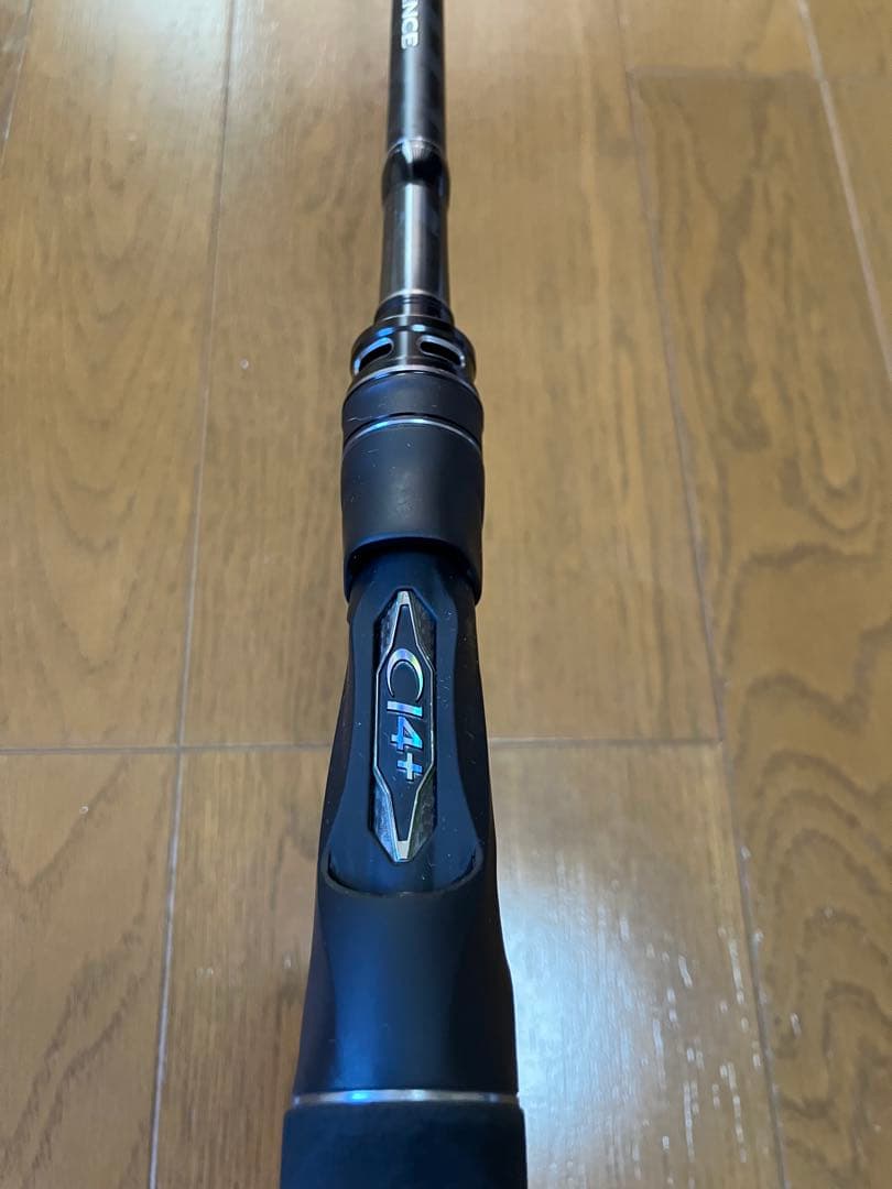 エクスセンスジェノス B96M