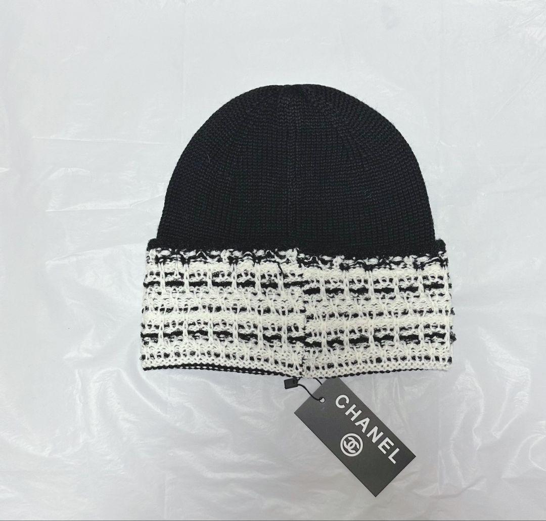 CHANEL ニット帽 黒/白 新品タグ付き