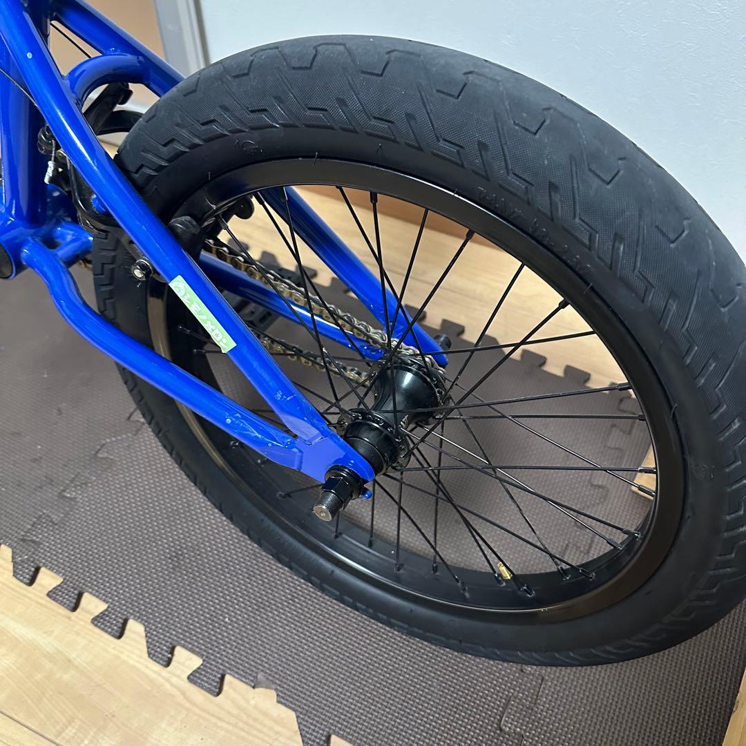 SUBROSA BMX18インチ 青