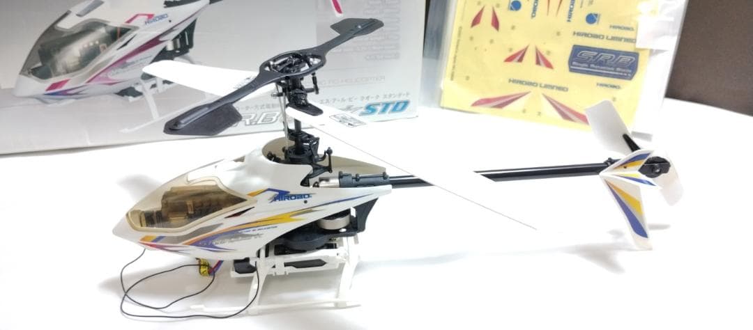 HIROBO　S.R.B　Quark　STD　ラジコンヘリ