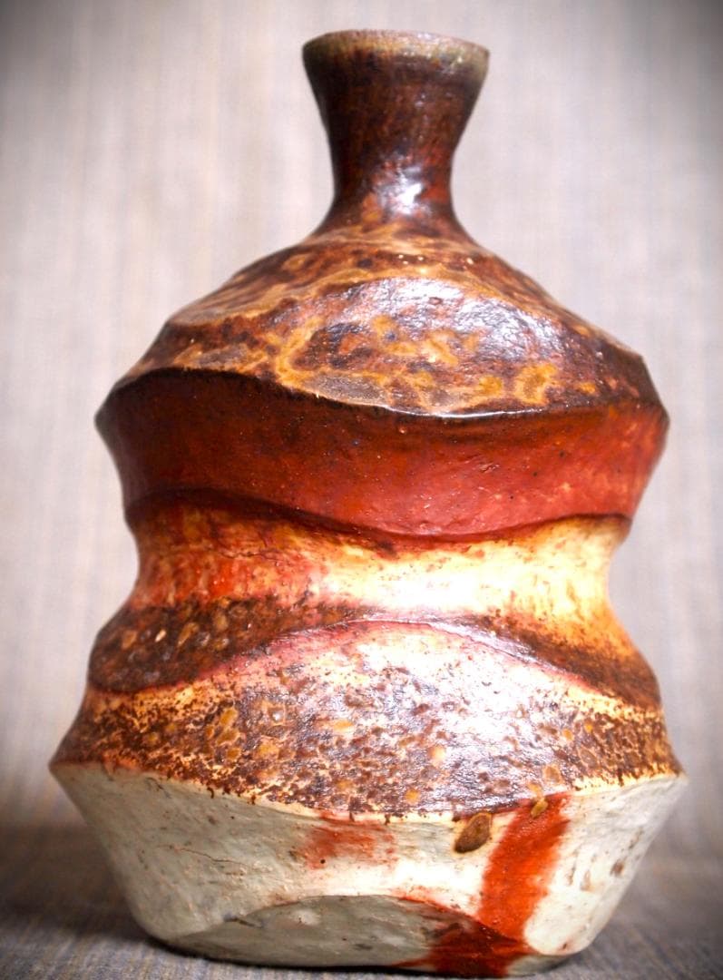 人気作家★川端文男【師：金重利右衛門】★備前《自然練込窯変》徳利★共箱