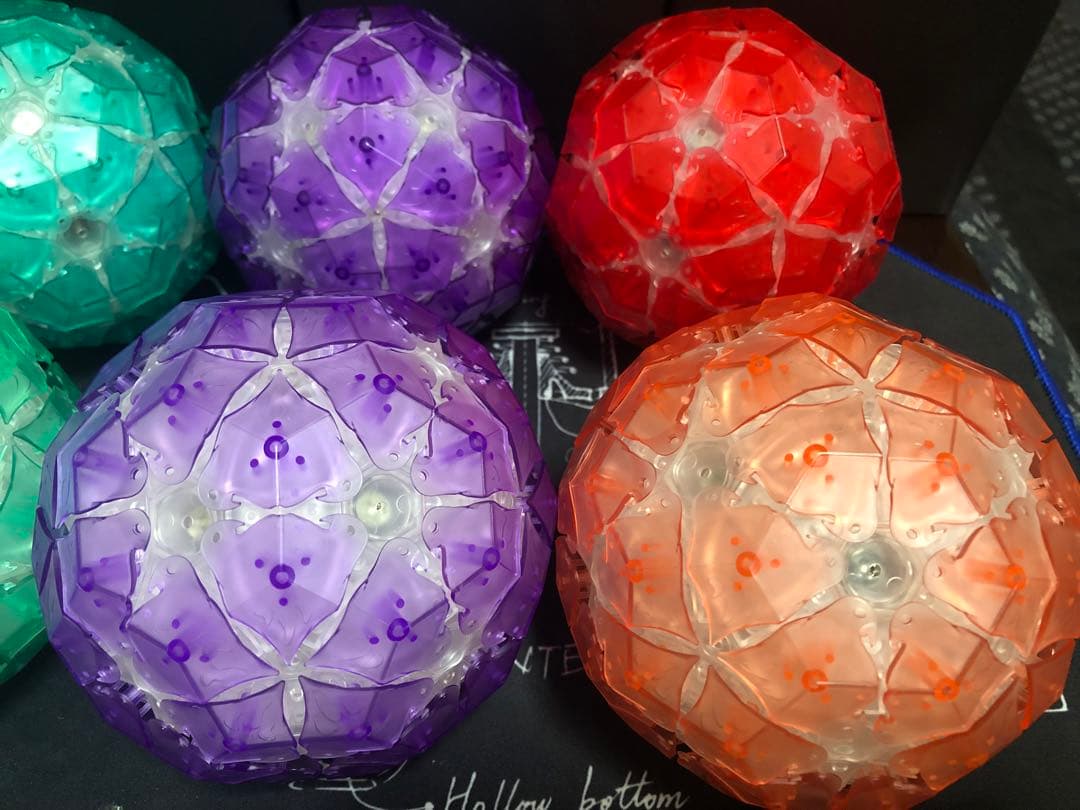 VERYPUZZLE LOVEBIRD 12COLORSルービックキューブパズル