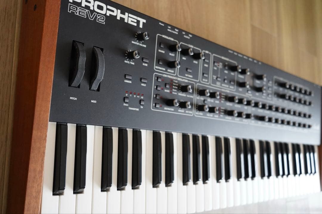 Prophet Rev2 16V 61鍵 アナログシンセサイザー