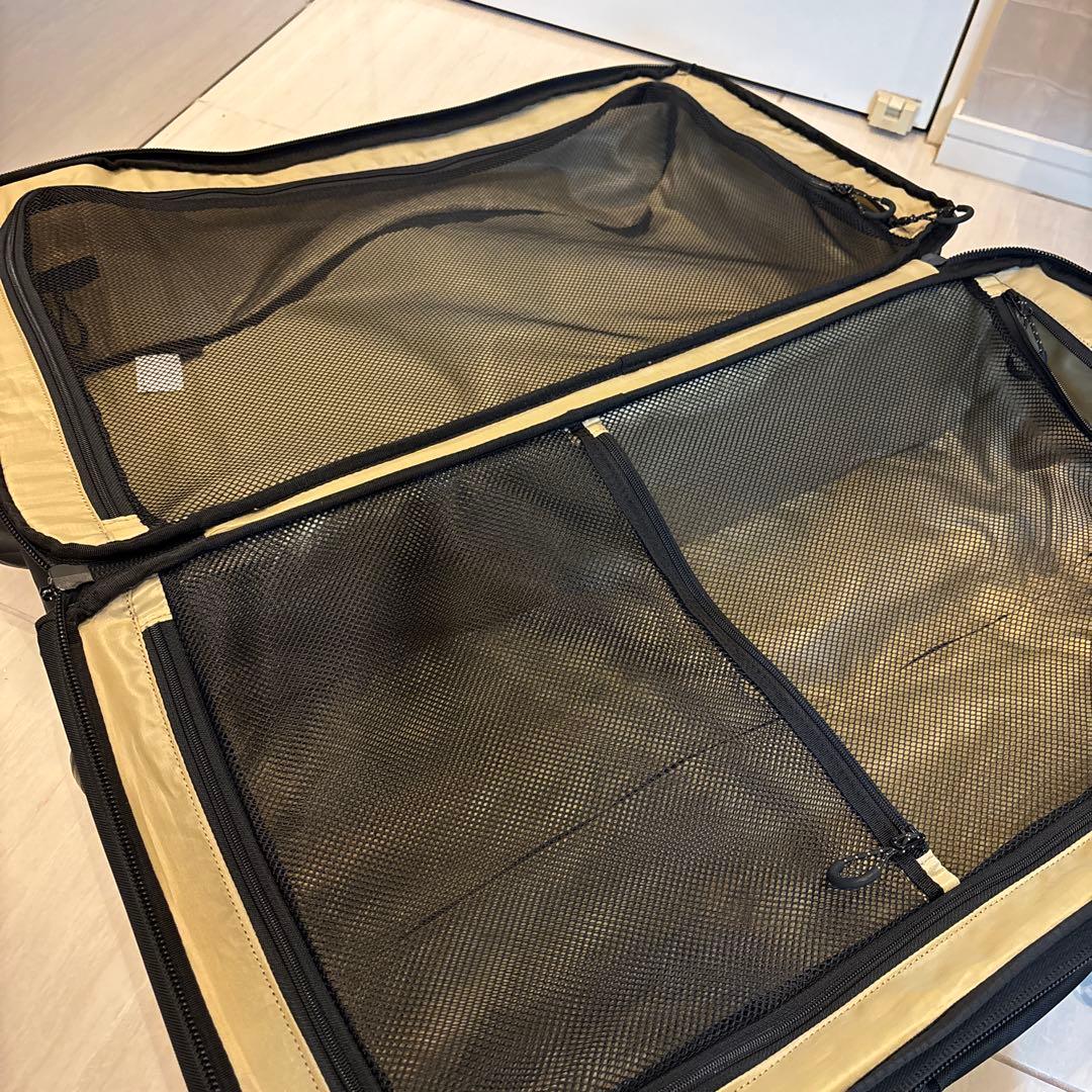 DESCENTE 遠征バッグ 黒 キャスター付き