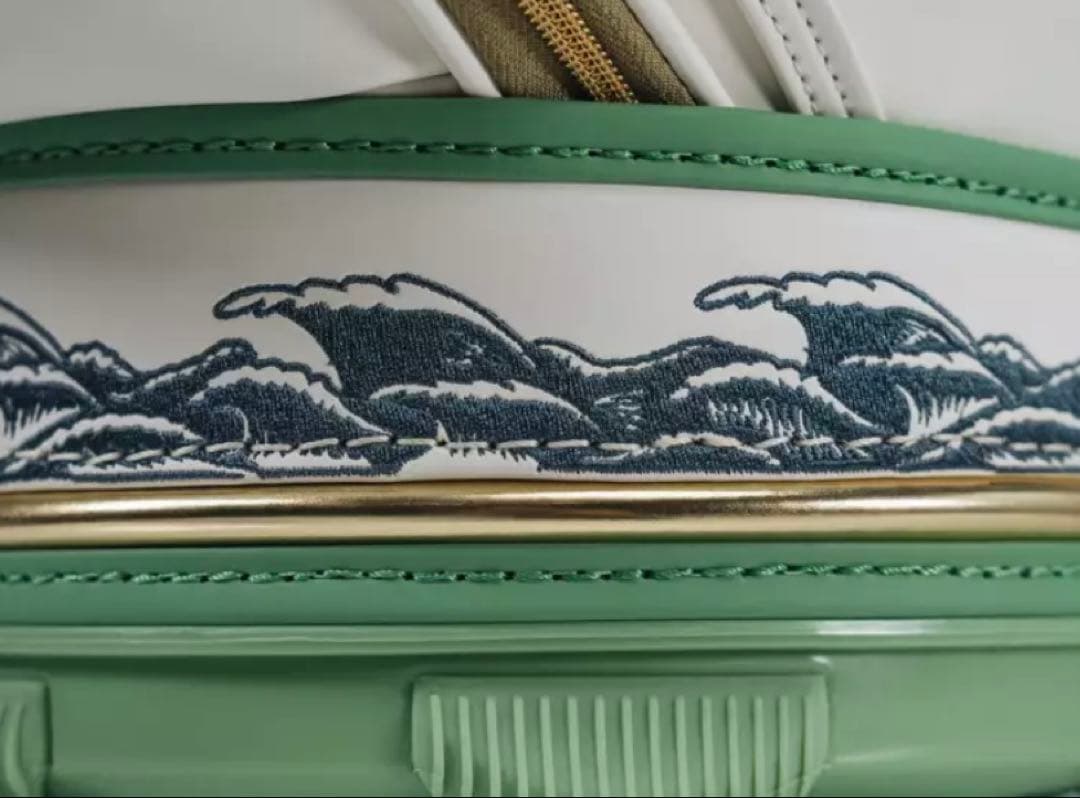 新品 テーラーメイド ドラゴン柄 Dragonborn キャディバッグ 限定品