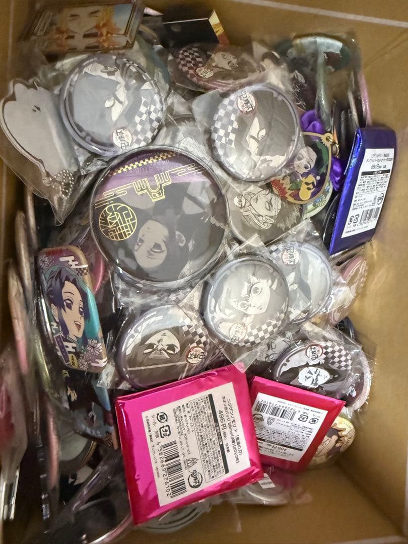 鬼滅の刃 グッズまとめ売り 500個以上