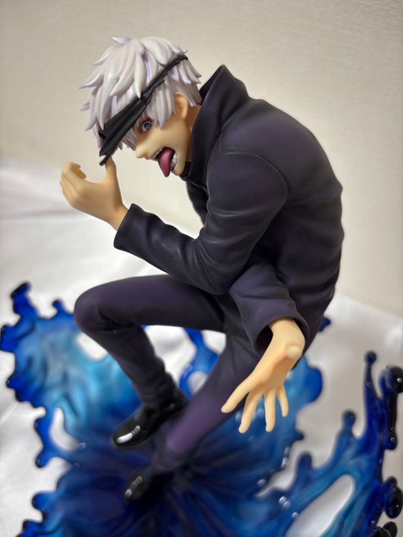 呪術廻戦 五条悟 1/7スケールフィギュア