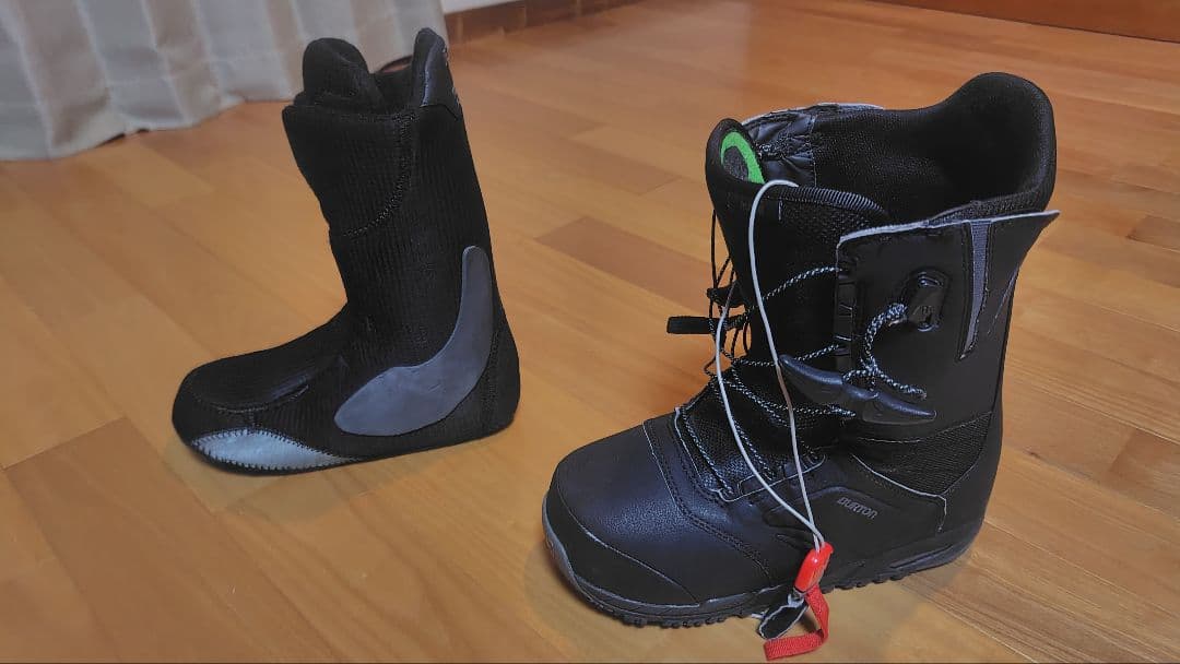 Burton RULER-ASIAN FIT スノーボードブーツ US 8