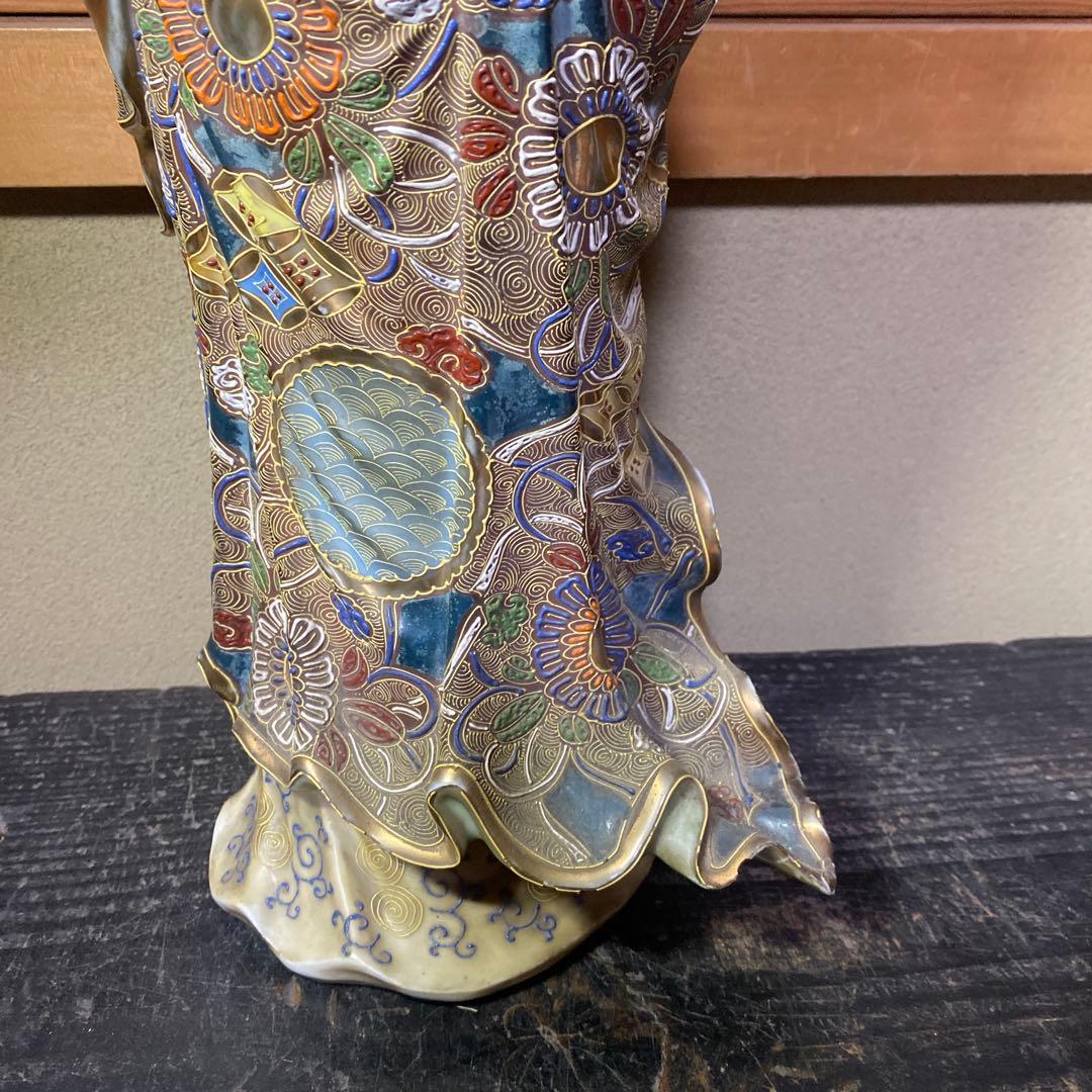 九谷焼　金蘭手観音図置物