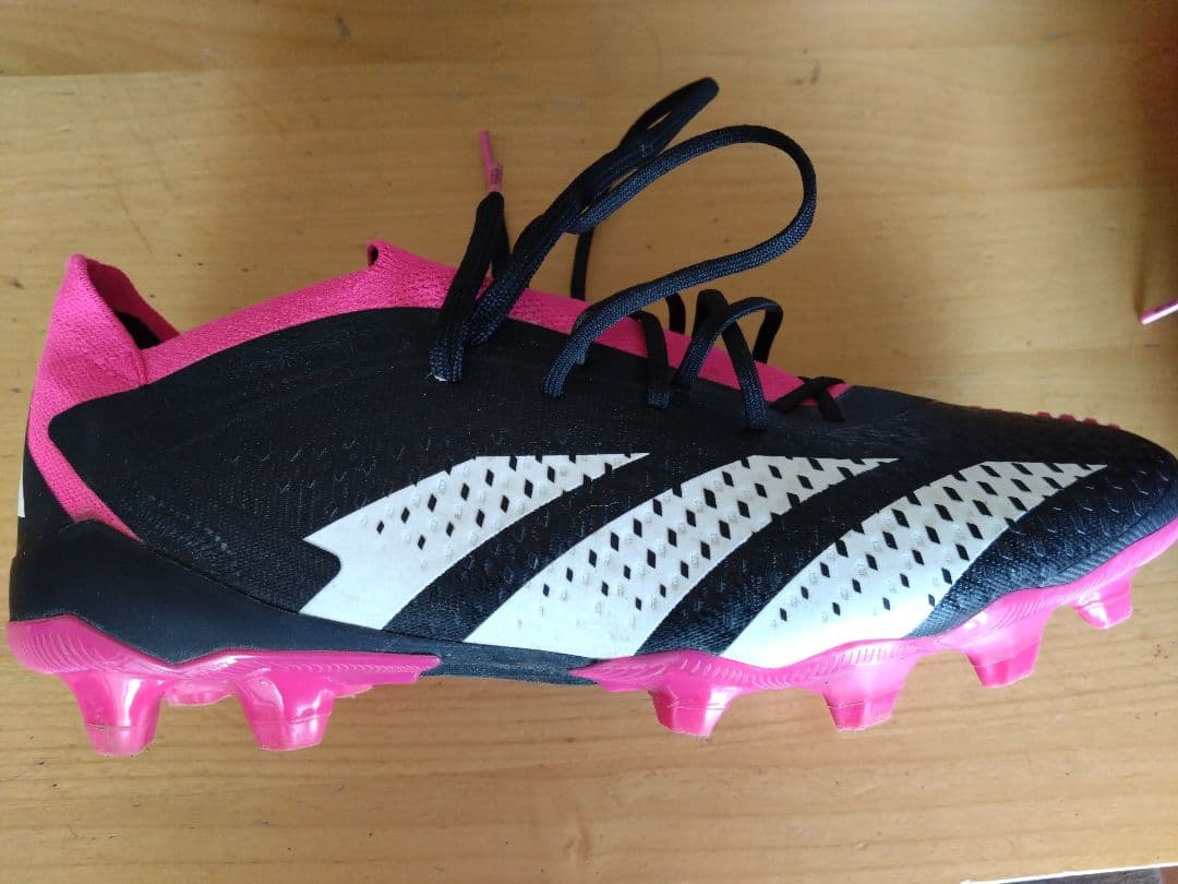 アディダス　プレデター　AC1 HG/AG　28㌢