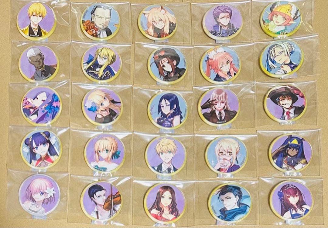 Fate/GrandOrder 霊基召喚缶バッジ チケットフォルダー セット