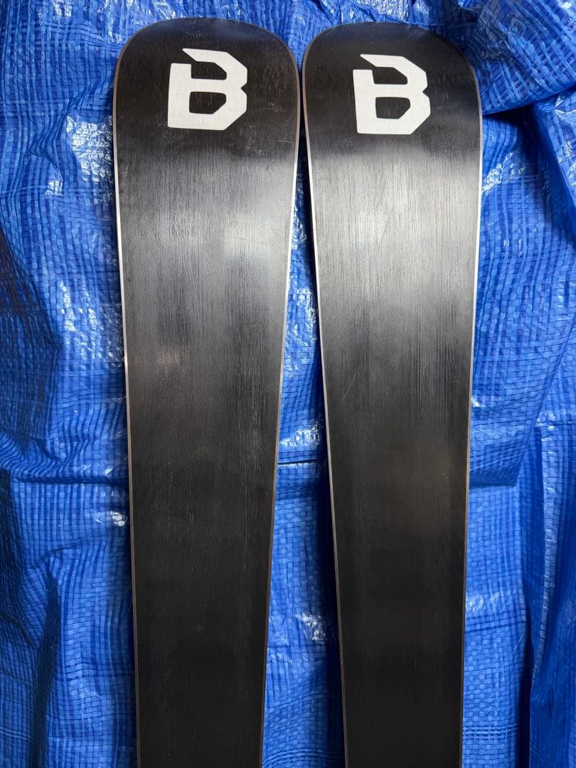 BLOSSOM ブロッサム 23-24 Elegante