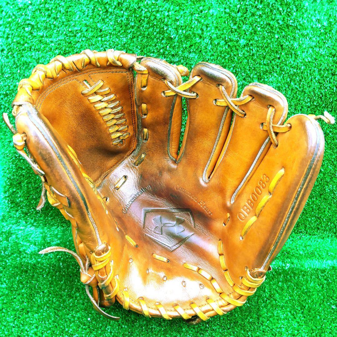 野球グローブ　一般硬式グラブ　アンダーアーマー