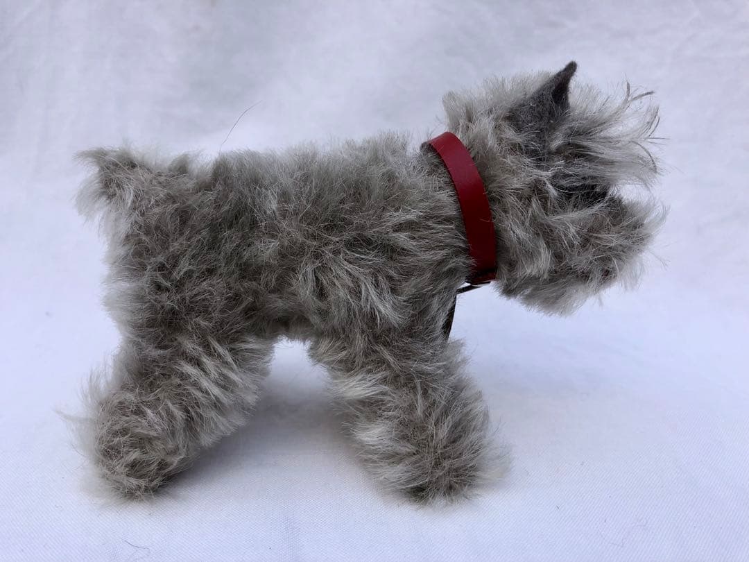 Steiff 　シュナウザーのTessi